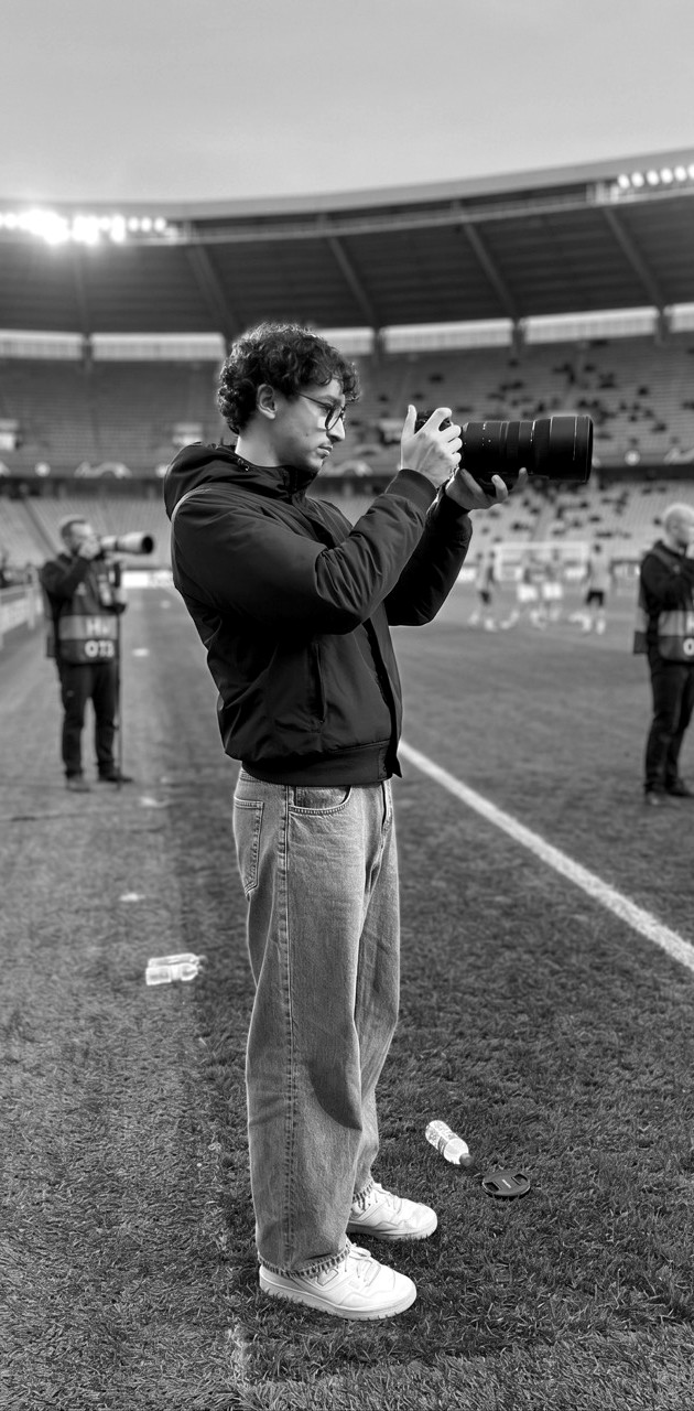Valentin Lenoir en reportage photo dans un stade